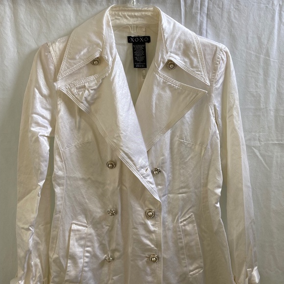 Gorgeous Women's/Juniors Satin Trench Coat Jacket Size: Medium - Picture 3 of 11